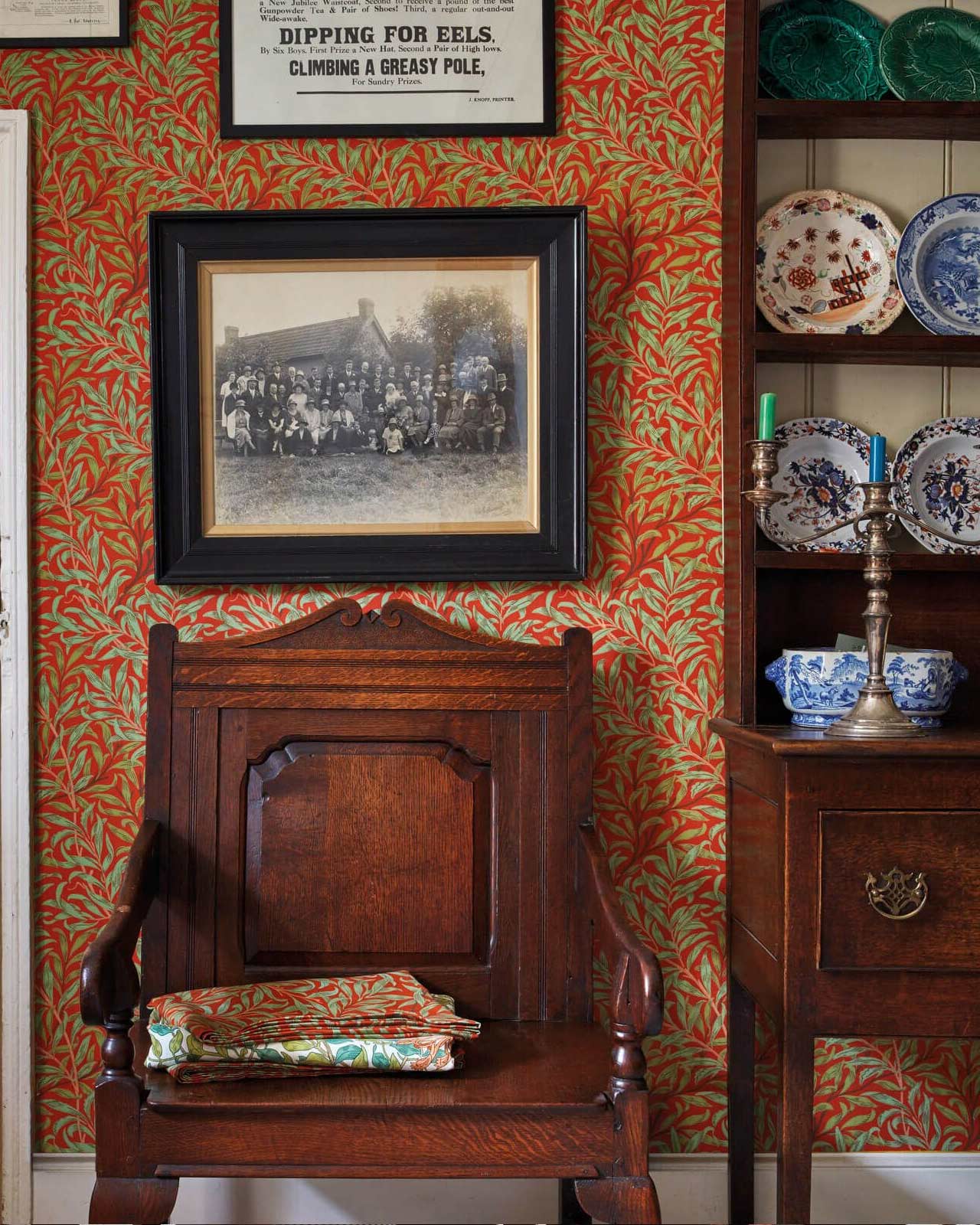 William Morris & Co. Gammaldags tapet - Willow Boughs Tomato/Olive ...