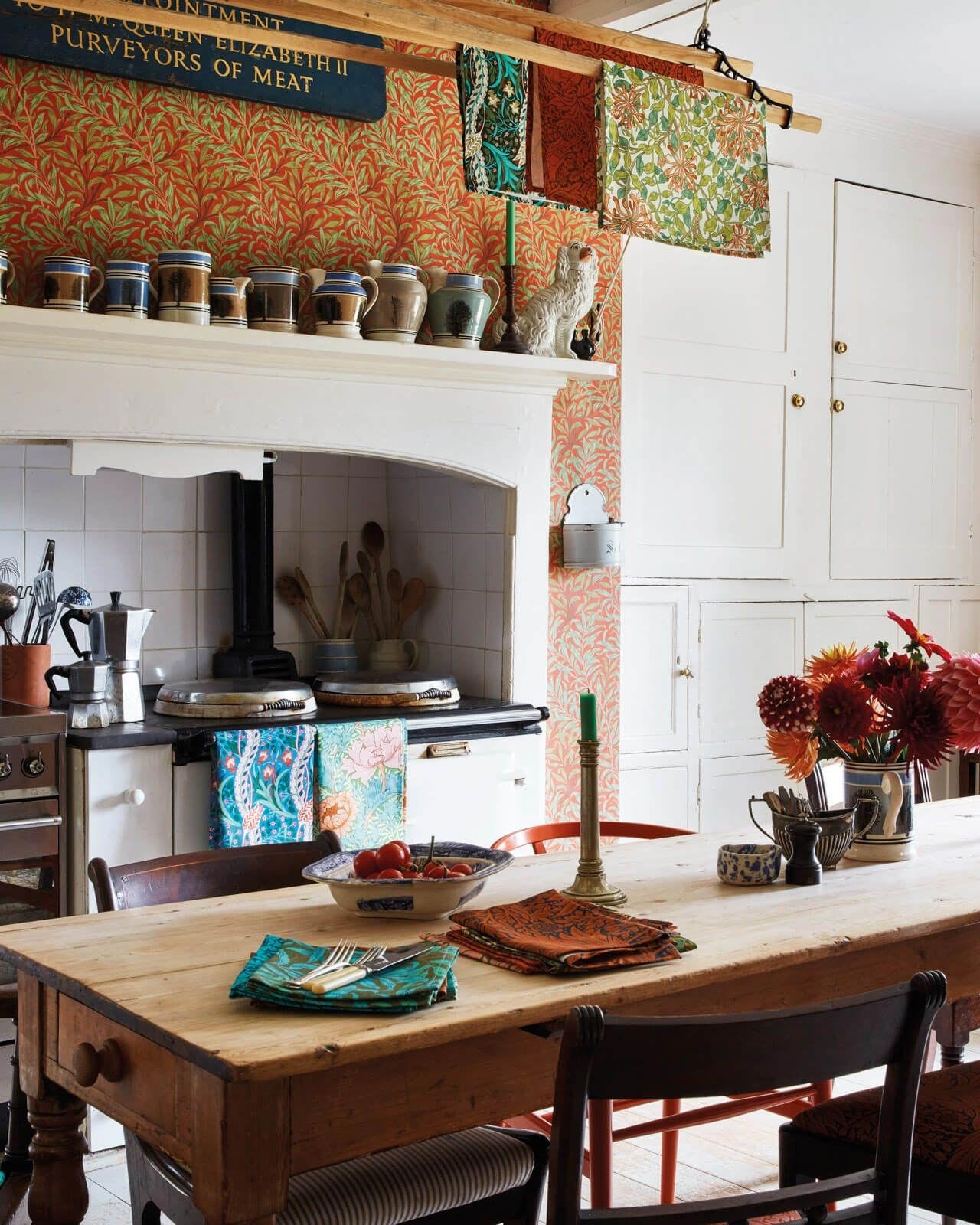 William Morris & Co. Gammaldags tapet - Willow Boughs Tomato/Olive ...