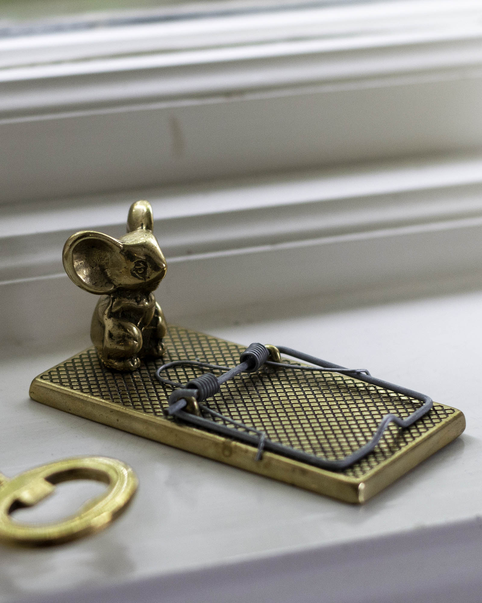 Paper fastener - Mousetrap brass image