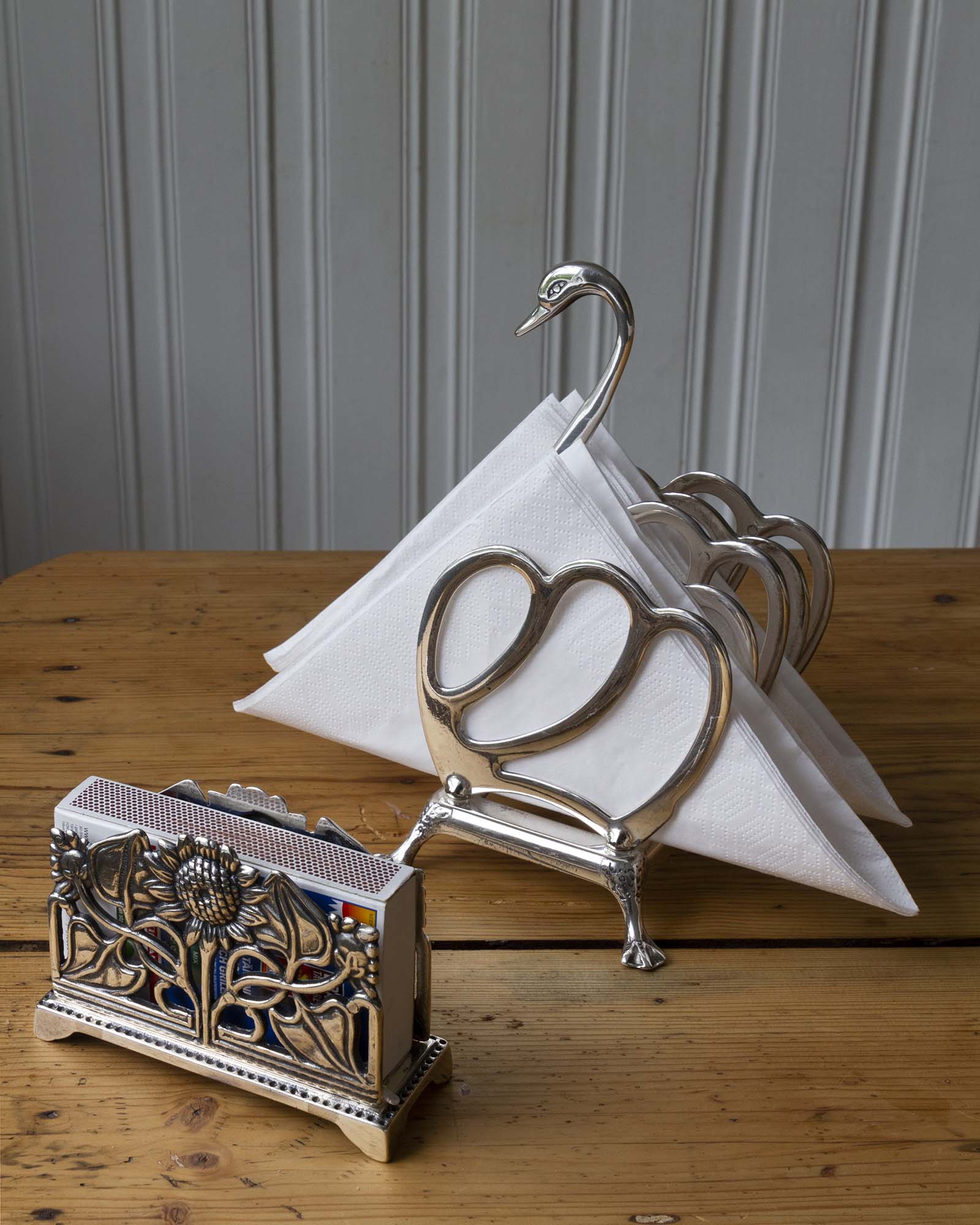 Toast rack & napkin holder silver - Swan image