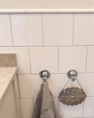 Crochet de salle de bain Brighton - Chrome thumbnail image