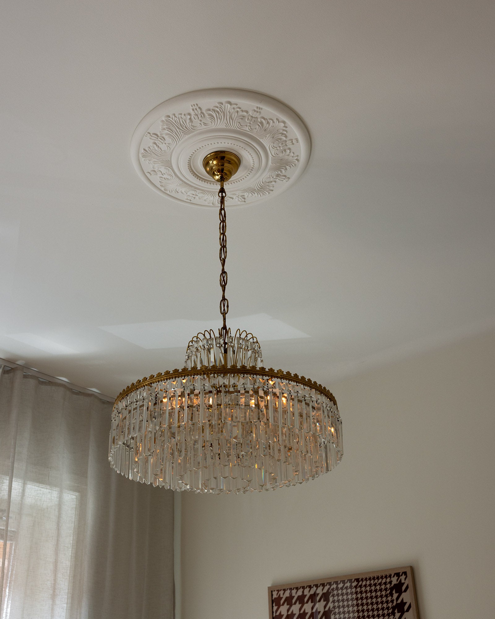 Ceiling Rose - Classic No. 7024 image