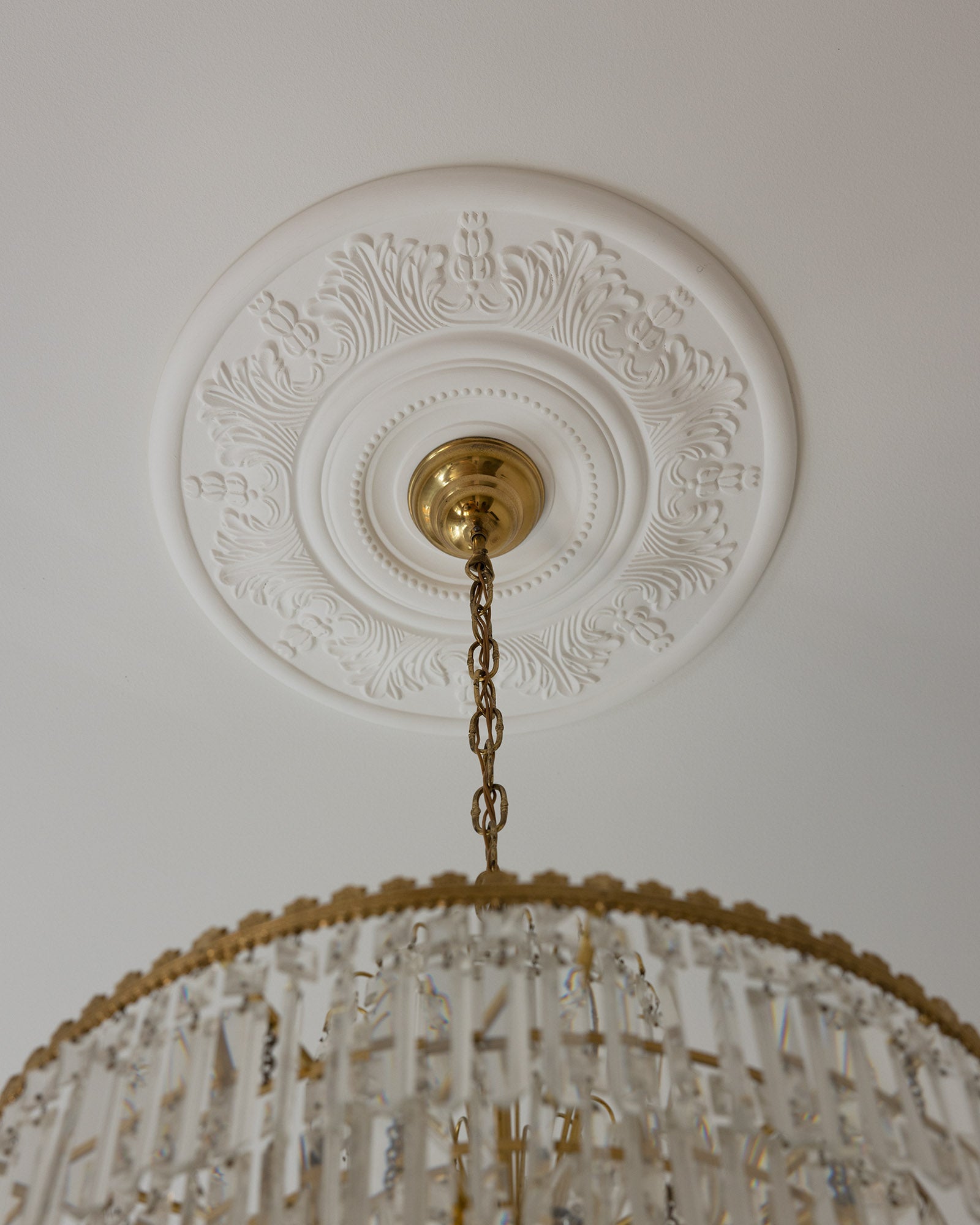 Ceiling Rose - Classic No. 7024 image
