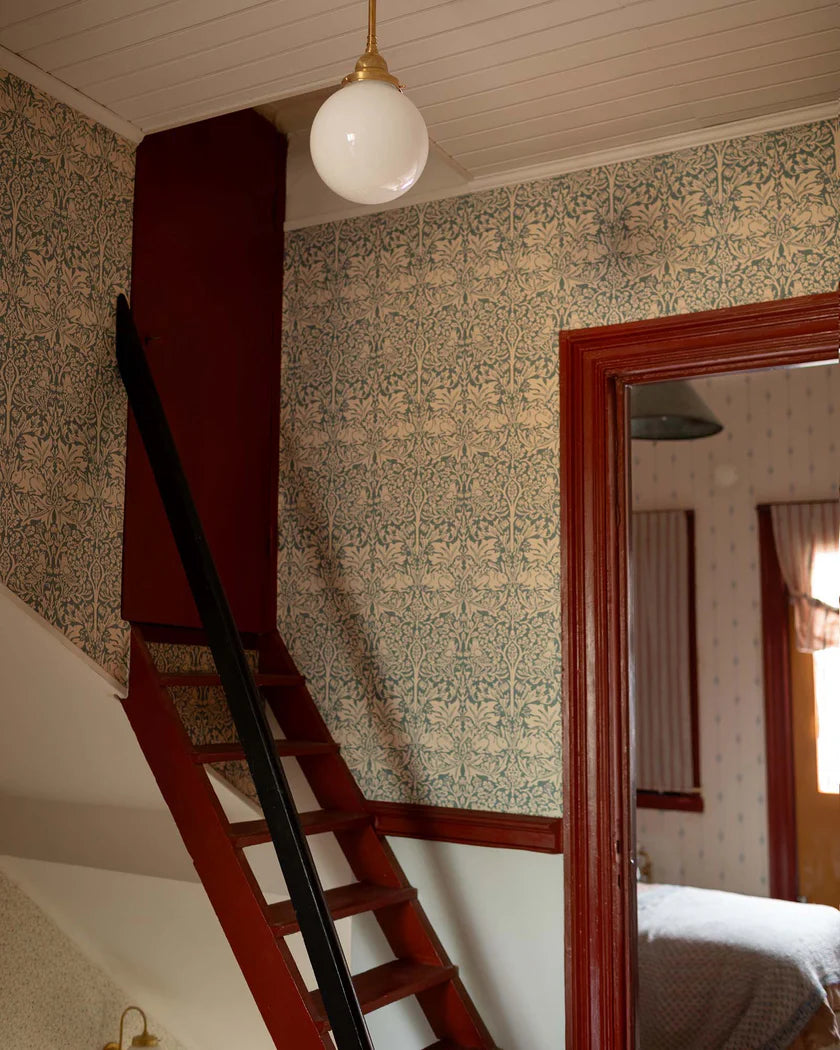 At home with Christian Liljeros – Preserved history in a turn-of-the-century villa card image