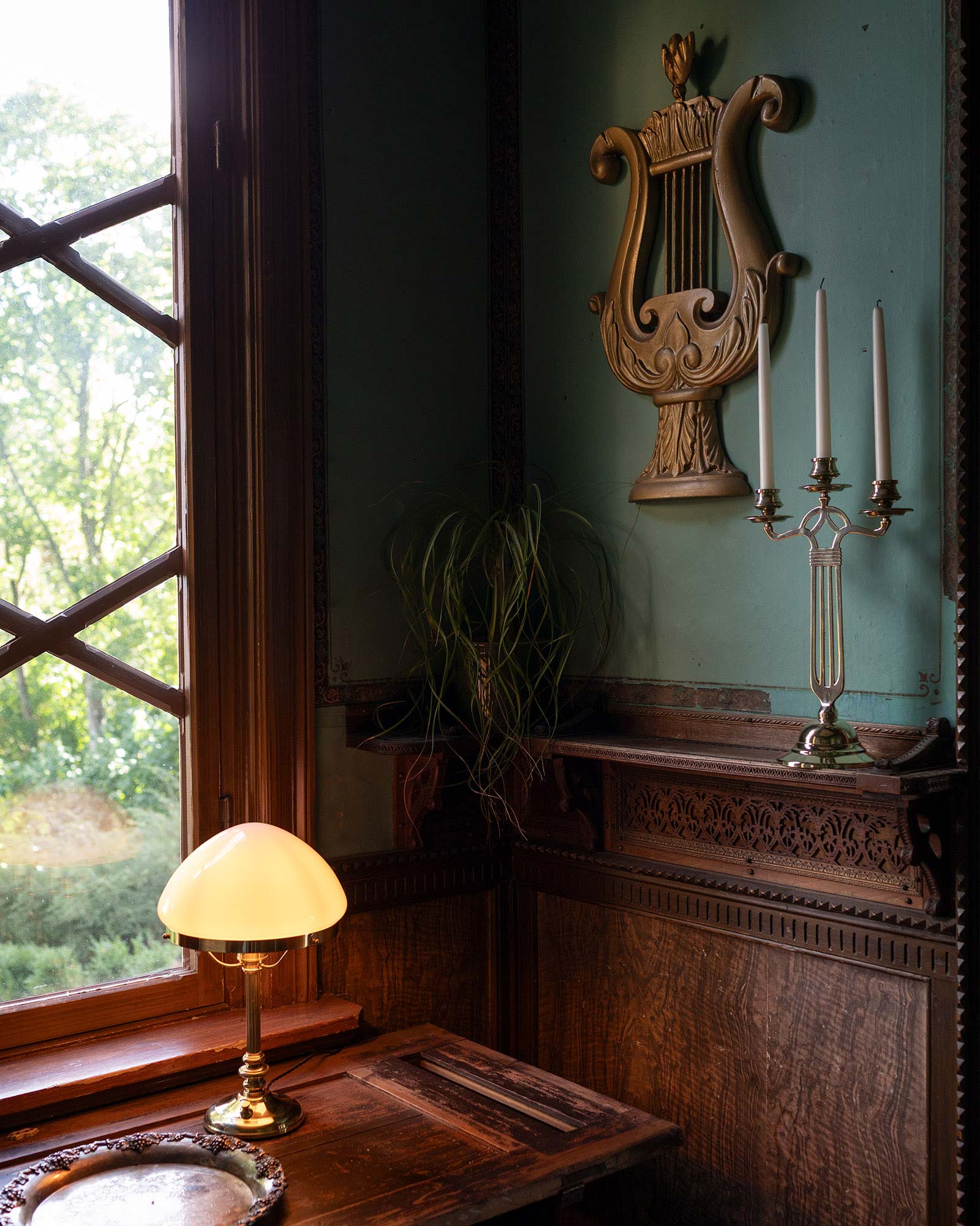 Lampe de table - Karlfeldt laiton, blanc brillant image