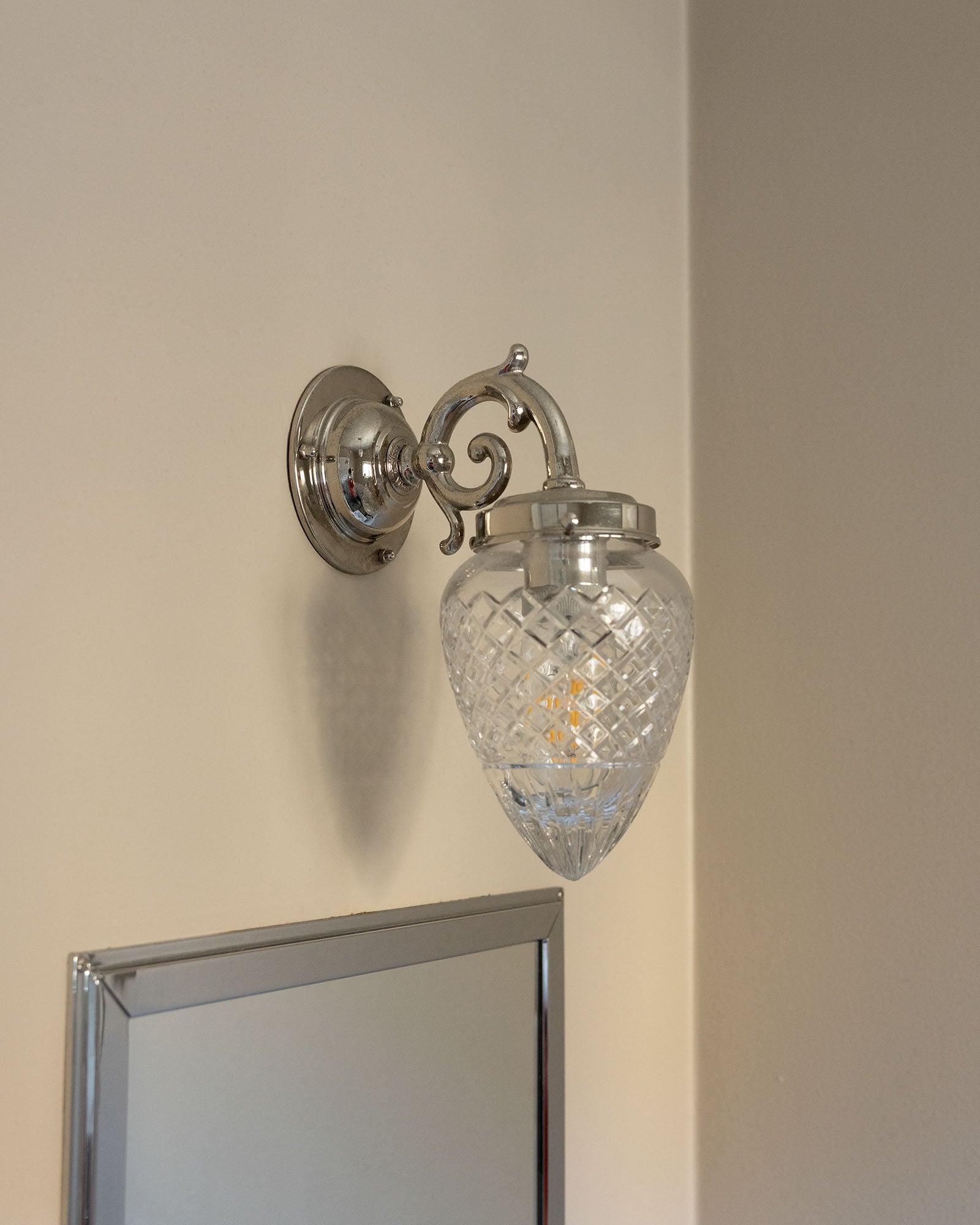 Badezimmerlampe – Topelius, vernickelt, Klarglas, Tropfenform image