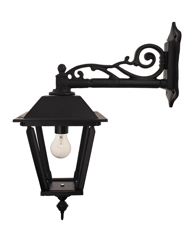 Outdoor Light - Solgård L4 Hanging Wall Lantern