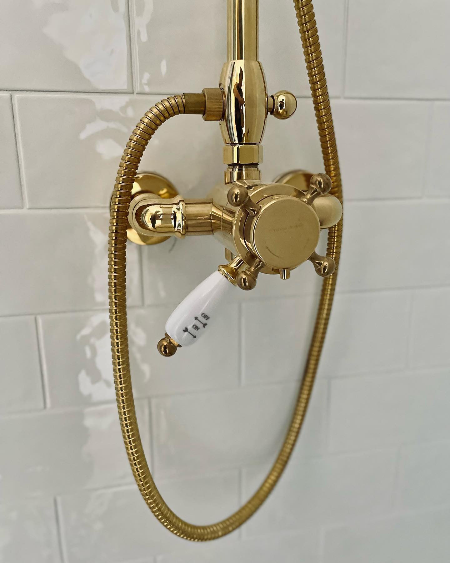 Duschset - Kensington retro med termostatblandare, mässing image