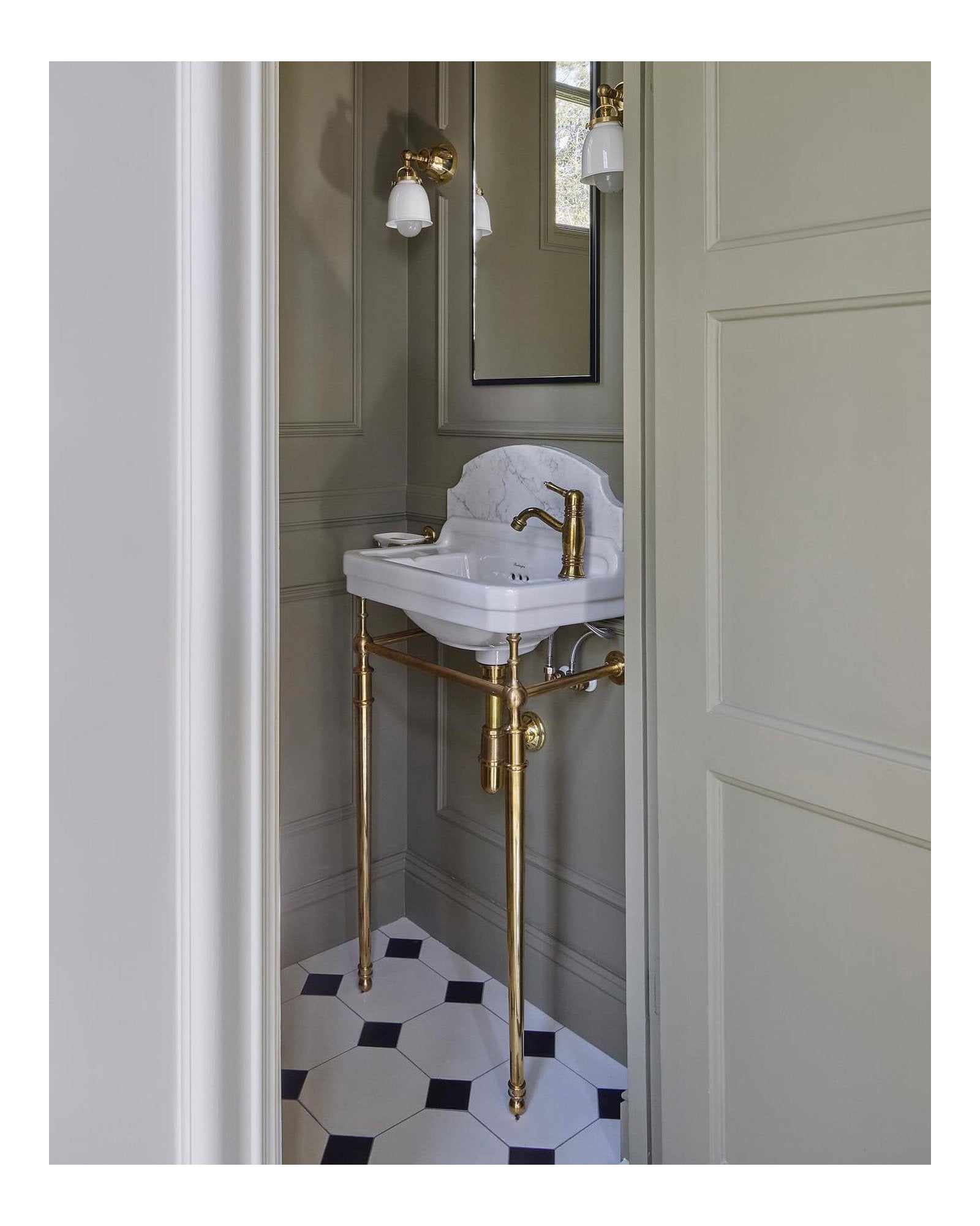Lavabo Burlington - Edwardian JR 51 cm avec support en laiton image