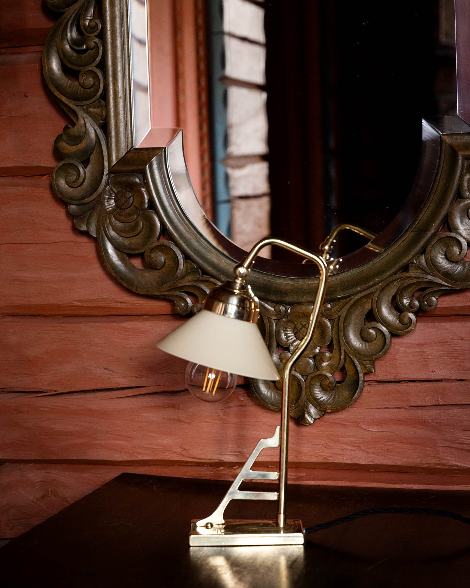 Brass Table Lamp – Model 1900 with Off-White Shade image