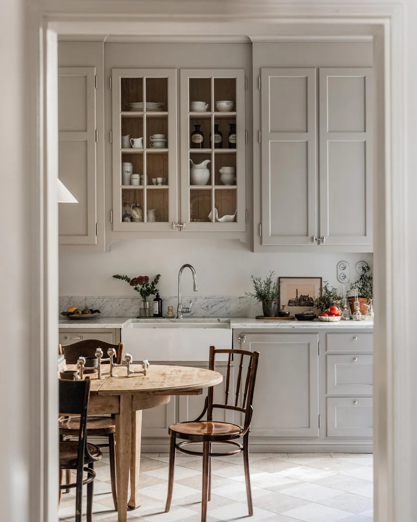 At home with Natalie Coquand – Solid turn-of-the-century charm in the kitchen card image